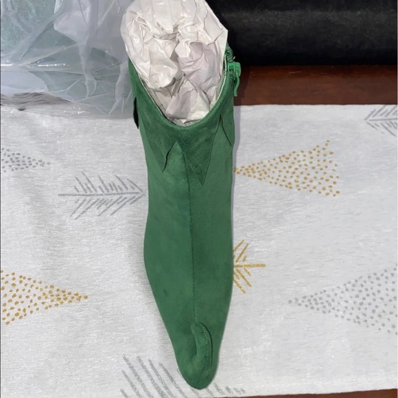 Sexy Elf Boots - Picture 3 of 5